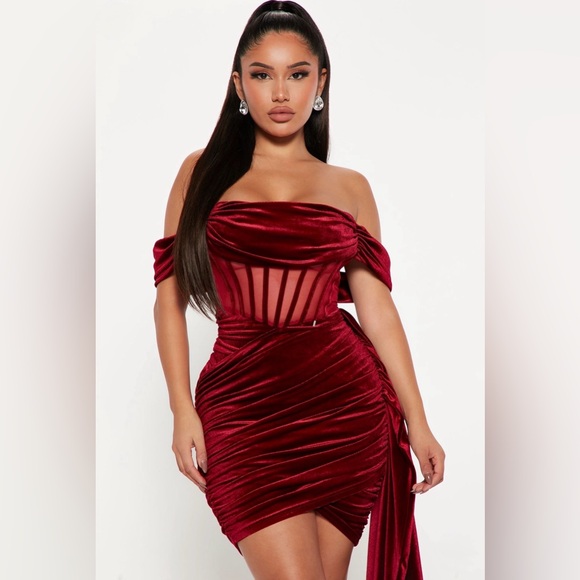 Fashion Nova Dresses & Skirts - Fashion Nova Sincerely Yours Velvet Midi Dress - Burgundy